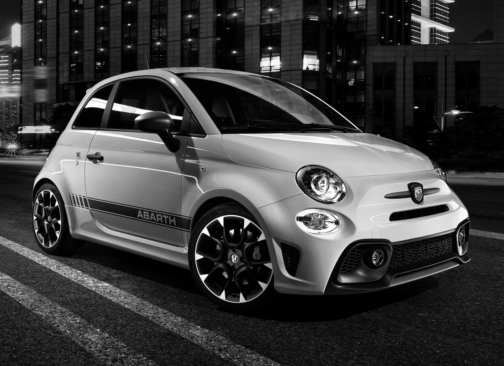 Abarth 年オリジナルカレンダー壁紙 Abarth アバルト