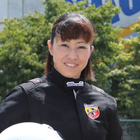村里 早織