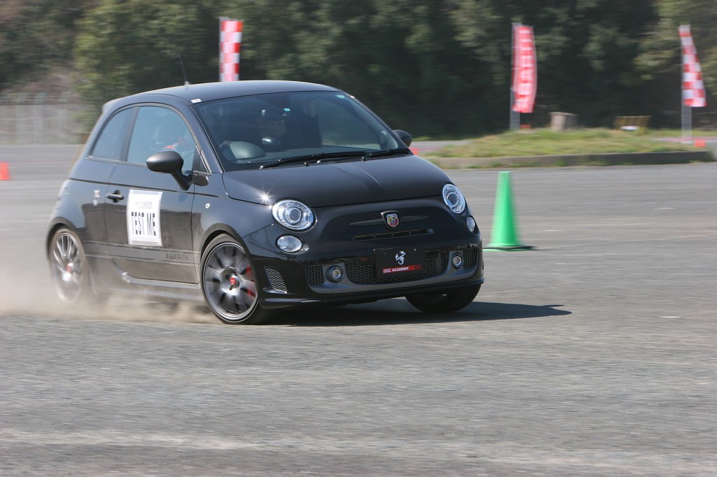 160404_Abarth_01