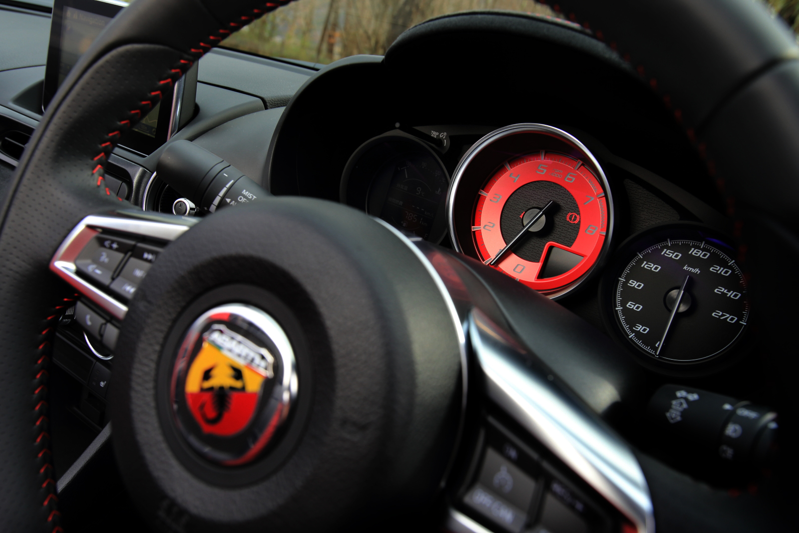 161216_abarth_winding_07