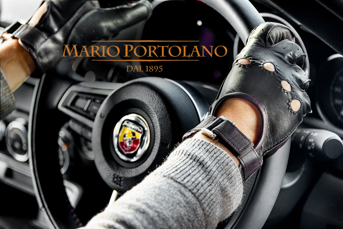 ドライブの快適性とデザイン性を両立。色気に満ちたナポリの手袋 