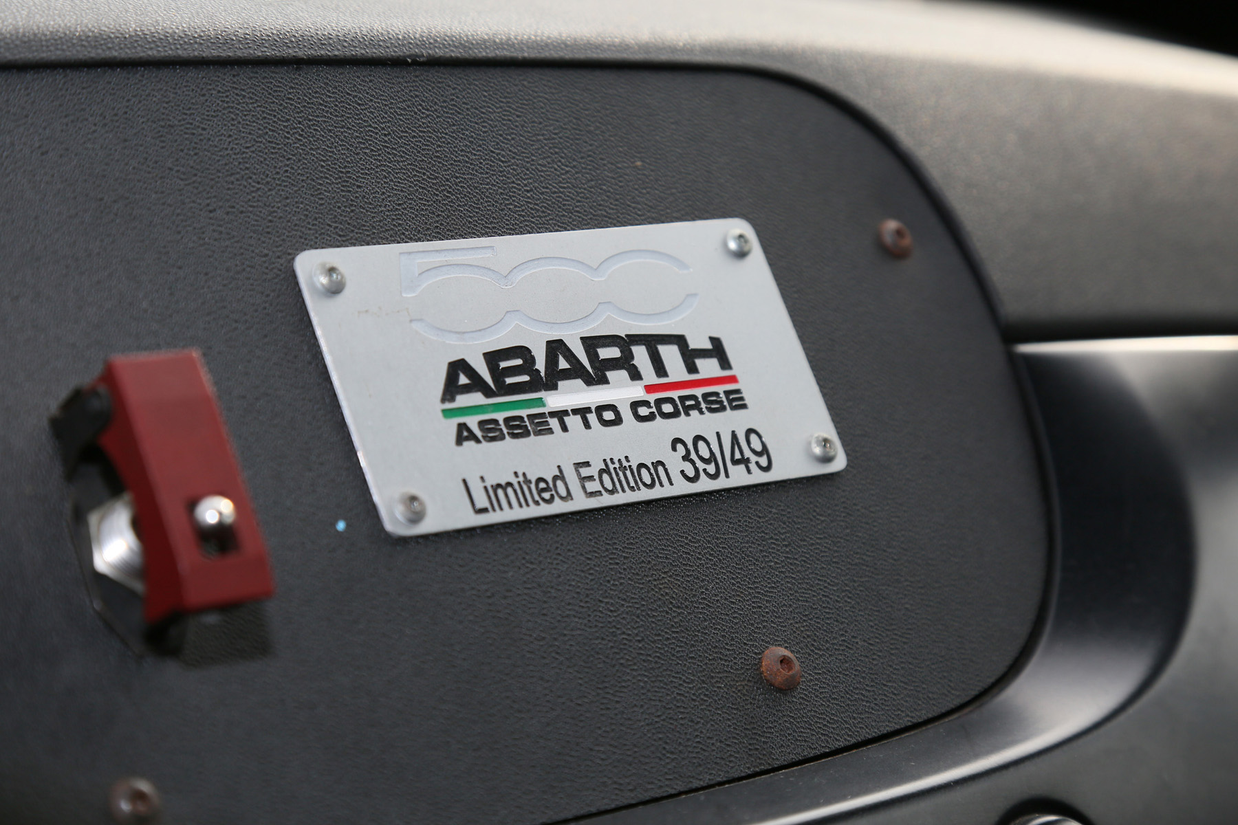 2008 ABARTH 500 Assetto Corse Limited Edition｜アバルトの歴史を刻んだモデル No.16 | ABARTH  SCORPION MAGAZINE