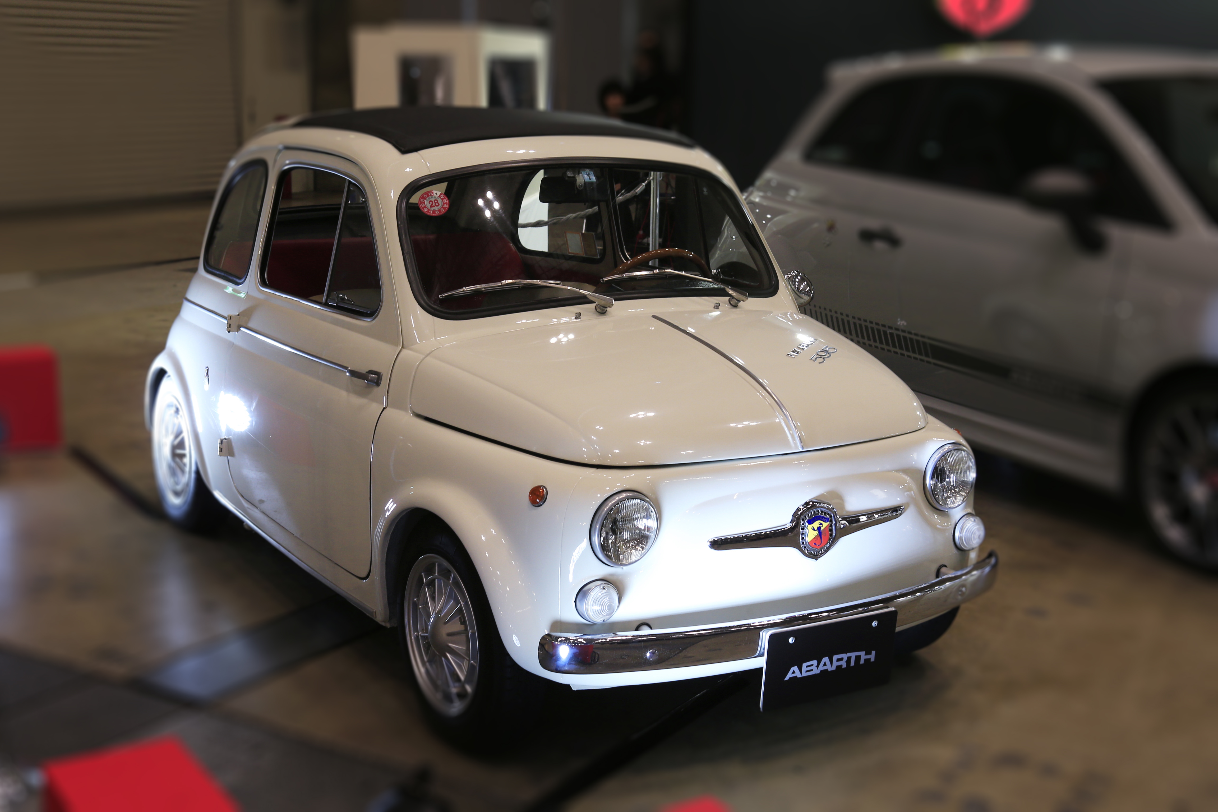 新旧 595 に共通する アバルトマジック をモータージャーナリストが読み解く Abarth Scorpion Magazine