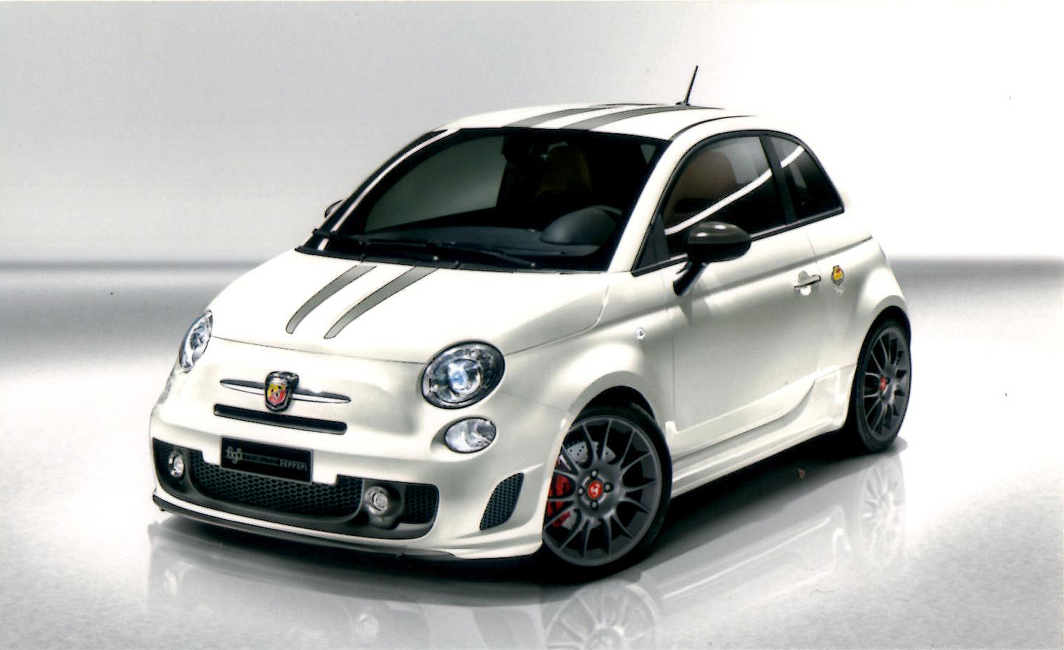 限定・希少】フェラーリ　ABARTH 695 トラモンターノ ナポリ バッグ