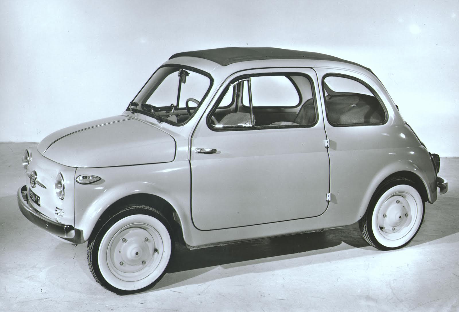 1957 Fiat 500 Elaborazione Abarth Record アバルトの歴史を刻んだモデル No 042 Abarth Scorpion Magazine