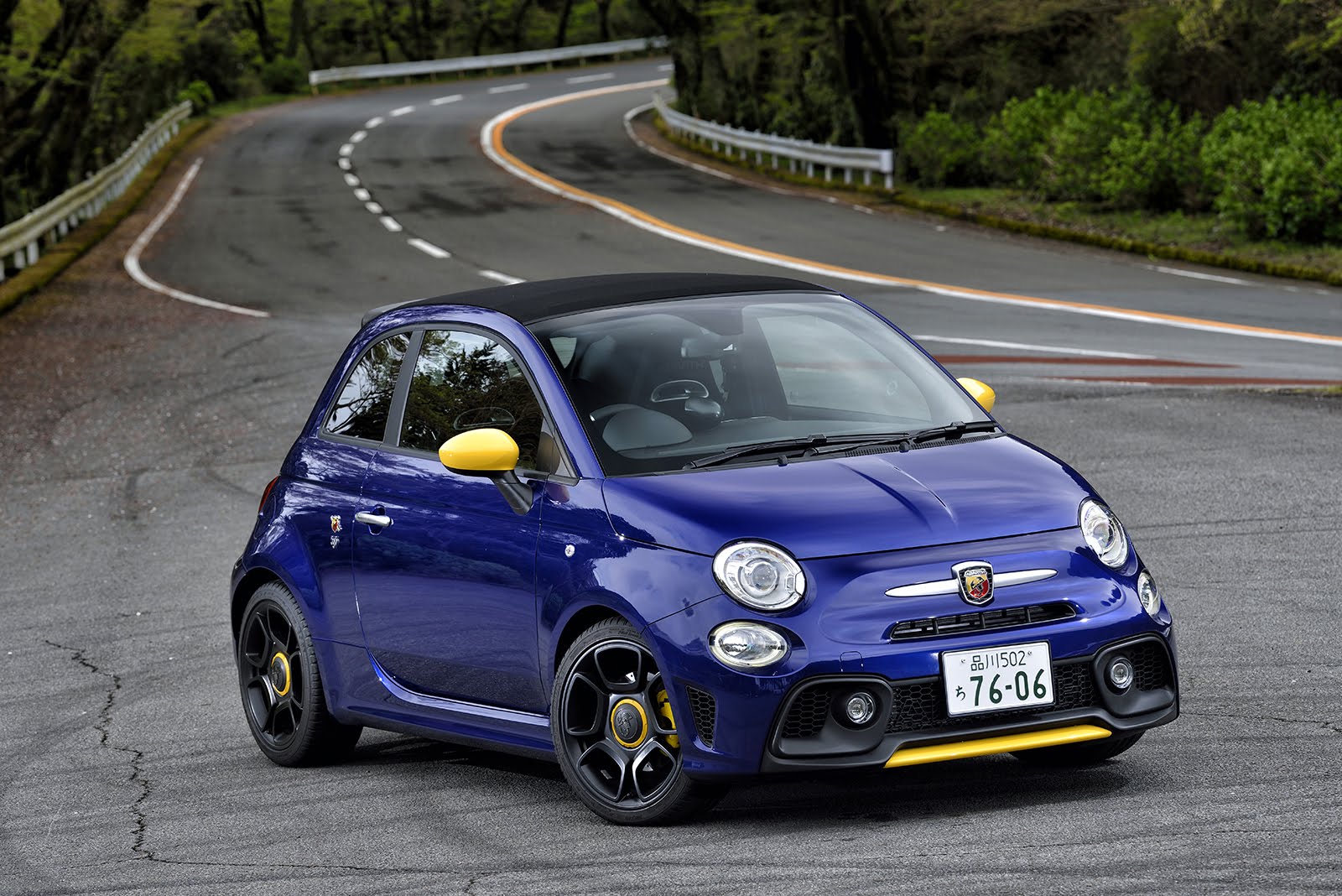 Abarth 595c Pista を Autocar Japan が試乗 車格を超えたプレミアム感 ダイナミクス Abarth Scorpion Magazine