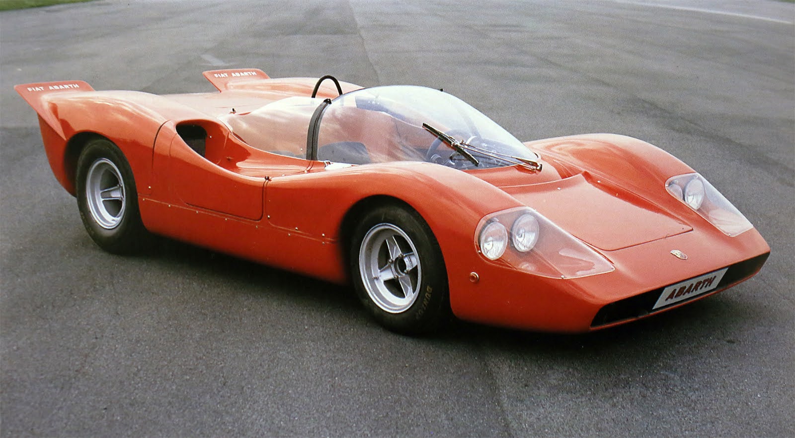 1968 FIAT ABARTH 2000 SPORT SPIDER SE010｜アバルトの歴史を刻んだモデル No.058