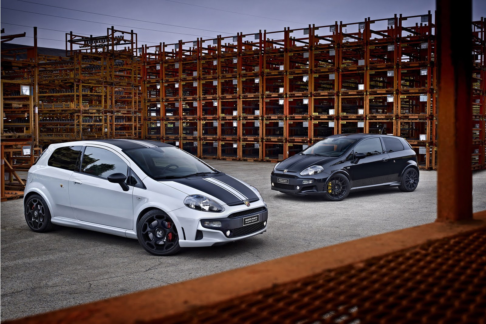 2012 ABARTH PUNTO SUPER SPORT / SCORPIONE｜アバルトの歴史を刻んだモデル No.059