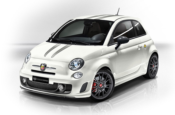 ABARTH 695 TRIBUTO FERRARI TRIBUTO AL GIAPPONE